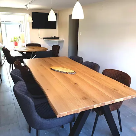 Lou-casta 14 Pers Holiday home Saint-Etienne-de-Maurs