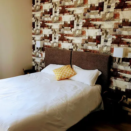 Lou-casta 14 Pers Holiday home